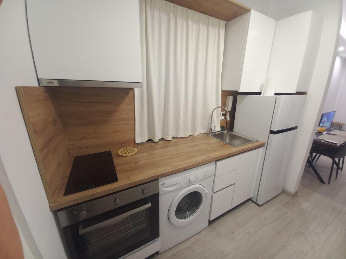 טיראנה Flowers Guesthouse מראה חיצוני תמונה