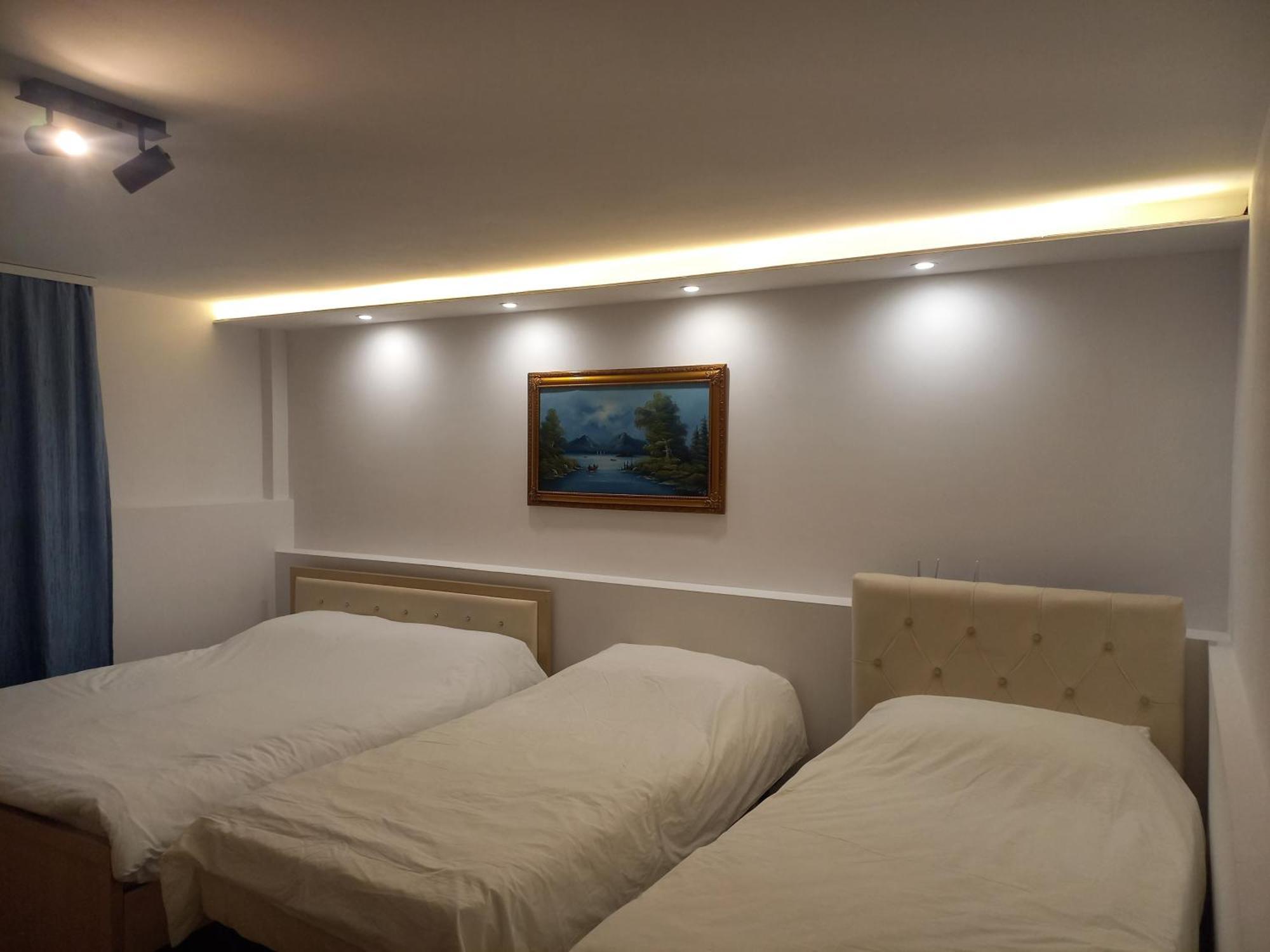 טיראנה Flowers Guesthouse מראה חיצוני תמונה