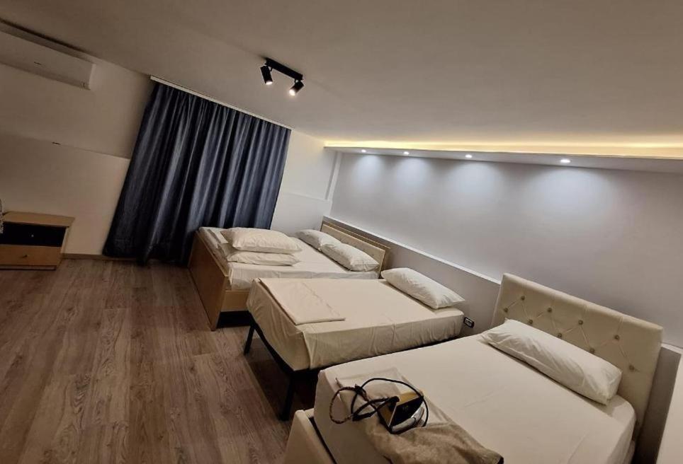 טיראנה Flowers Guesthouse מראה חיצוני תמונה