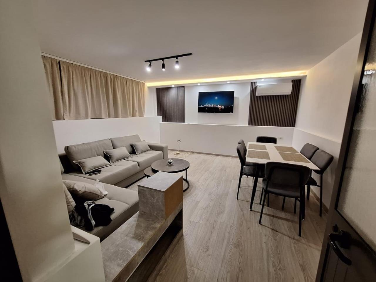 טיראנה Flowers Guesthouse מראה חיצוני תמונה